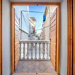 Heritage In Center With Pool-