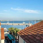 Heritage In Center With Pool- Apartamento Vodice
