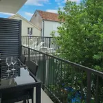 Heritage In Center With Pool-