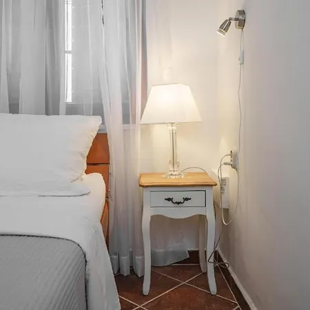 Apartment Heritage In Center With Pool- *