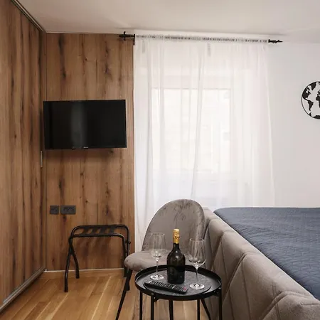 Apartment Heritage In Center With Pool-