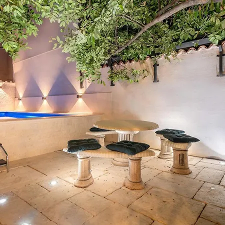 Heritage In Center With Pool- Apartment Vodice