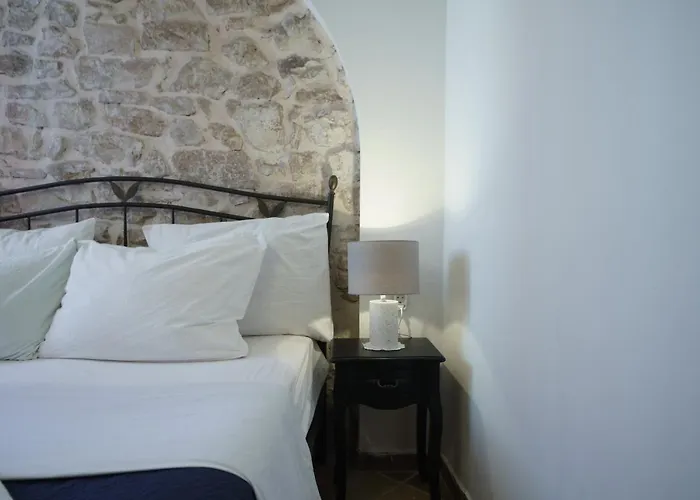 Heritage In Center With Pool- Lejlighed Vodice