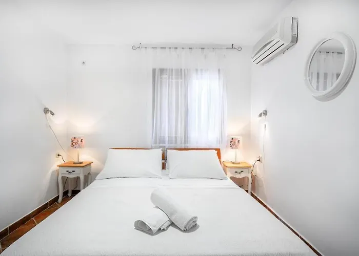 Heritage In Center With Pool- Vodice