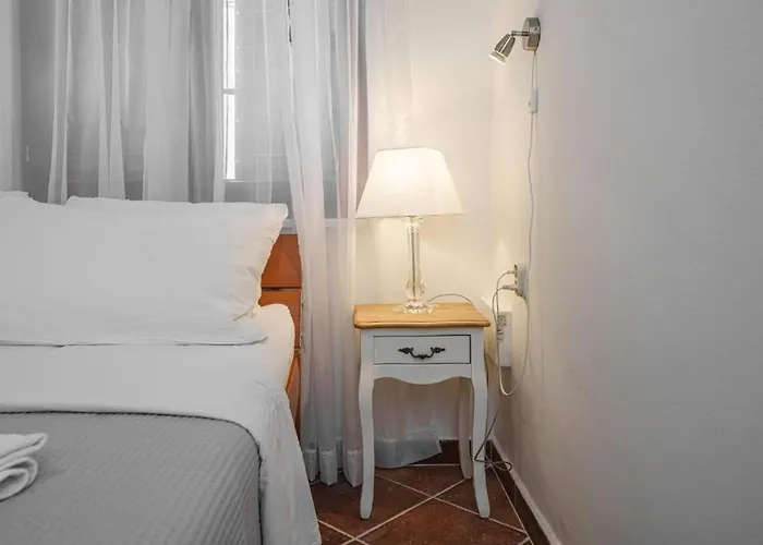 아파트 Heritage In Center With Pool- *