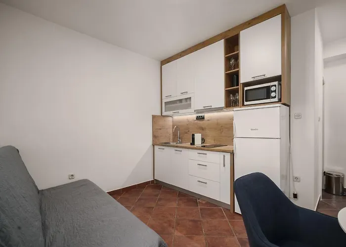 Lejlighed Heritage In Center With Pool- Vodice