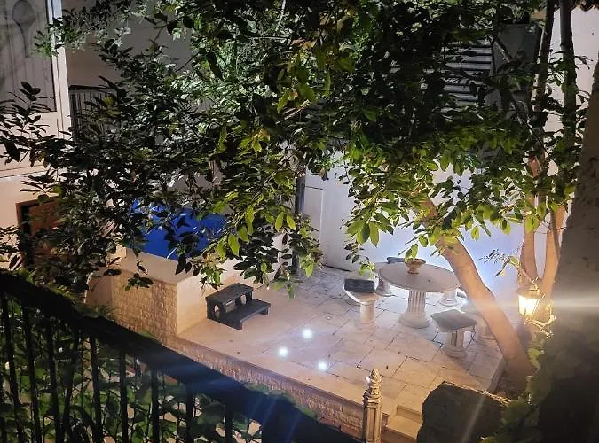 Heritage In Center With Pool- 아파트 *